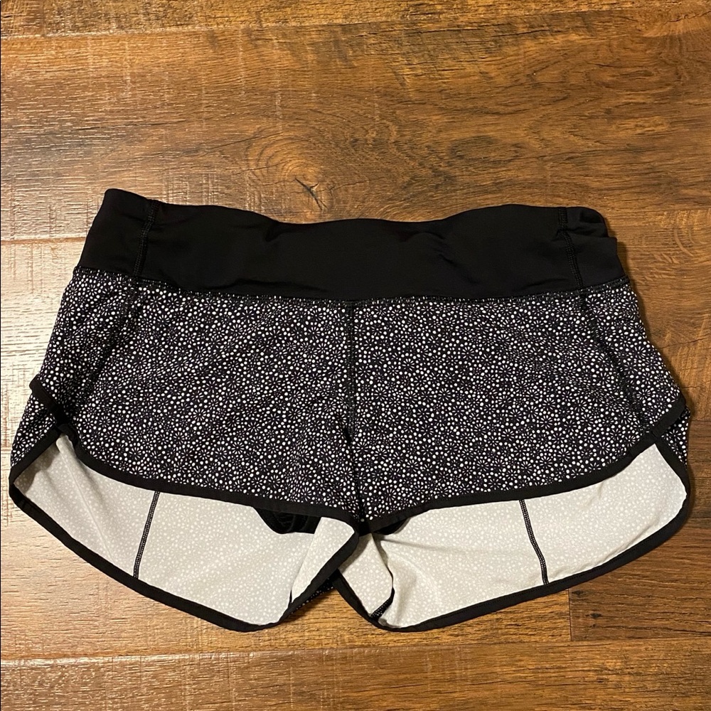 Lululemon Speed Short-Freckle Flower(black/white)